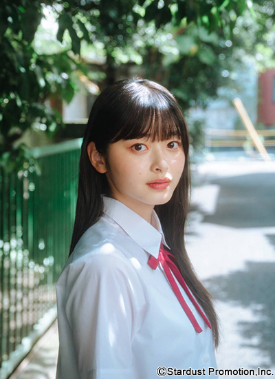 滝口芽里衣