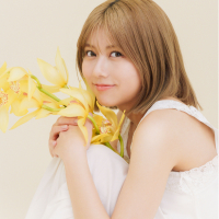 suzukimoeka_09-200x200.jpg